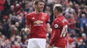 Jelang MU vs Ipswich, Wayne Rooney Minta Michael Carrick Coret Dua Pemain Ini