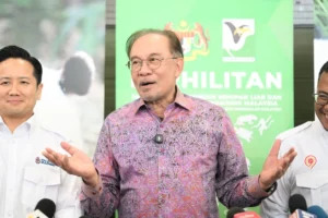 Kenaikan Upah Drastis dan Ketegasan Sikap Politik Luar Negeri Malaysia di Bawah Anwar Ibrahim