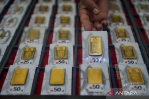 Lonjakan Harga Emas Hari Ini: Antam Tembus Rp 2,74 Juta, Galeri24 Kompetitif