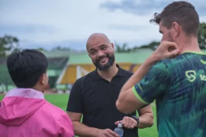 Misi Besar Sergio van Dijk: Dari Akademi Sepak Bola di Bandung hingga Isu Naturalisasi