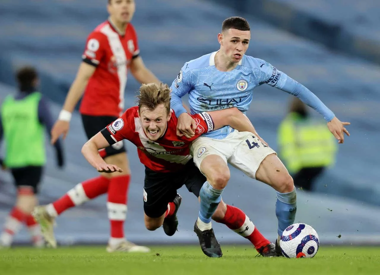 Phil Foden Akhiri Puasa Gol, Manchester City Kokoh di Puncak Klasemen