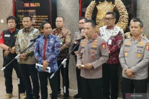 Prabowo Potong Laporan Kapolri Saat Rapat: Saya Mau Tahu Berapa Orang yang Sudah Ditangkap Karhutla