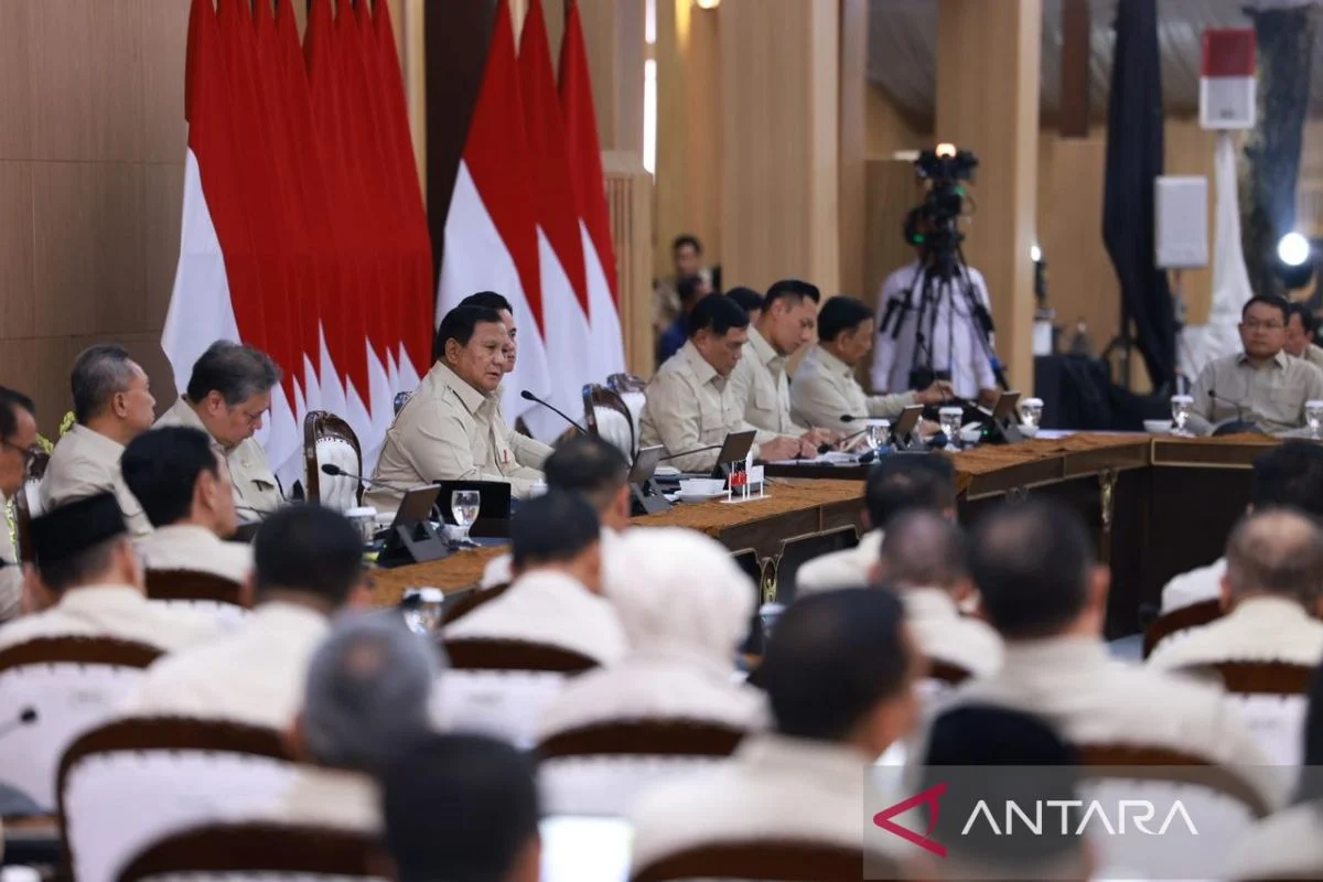 Sinyal Strategis di Hambalang: Presiden Prabowo Perkuat Narasi Kebijakan Pemerintah