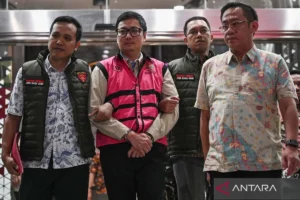 Teror Debt Collector: Modus Peras hingga Ancaman Foto Editan Menghantui Warga